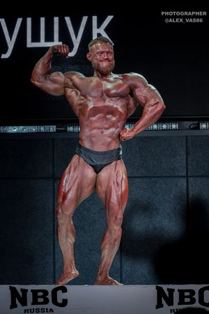 CLASSIC PHYSIQUE